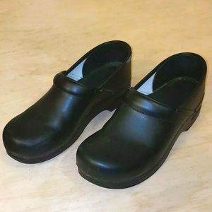 Dansko Clogs Size 42